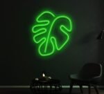 Leaf Neon Sign in neon light